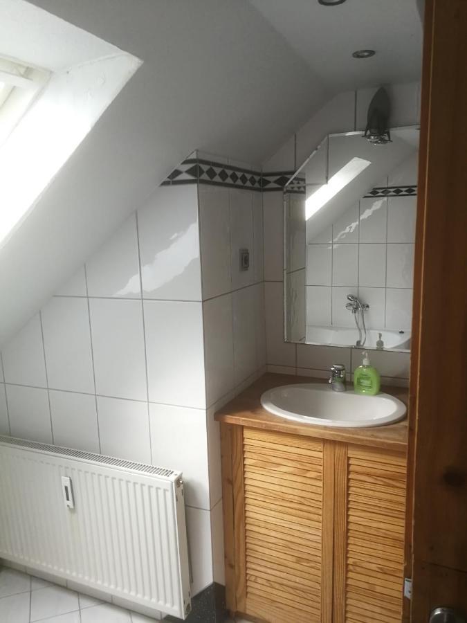 Fachwerk Sg Lägenhet Solingen Exteriör bild